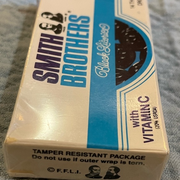 Smith Brothers Vintage Black Licorice Vitamin C Throat Drops Collector’s 14 Ct - Picture 2 of 6